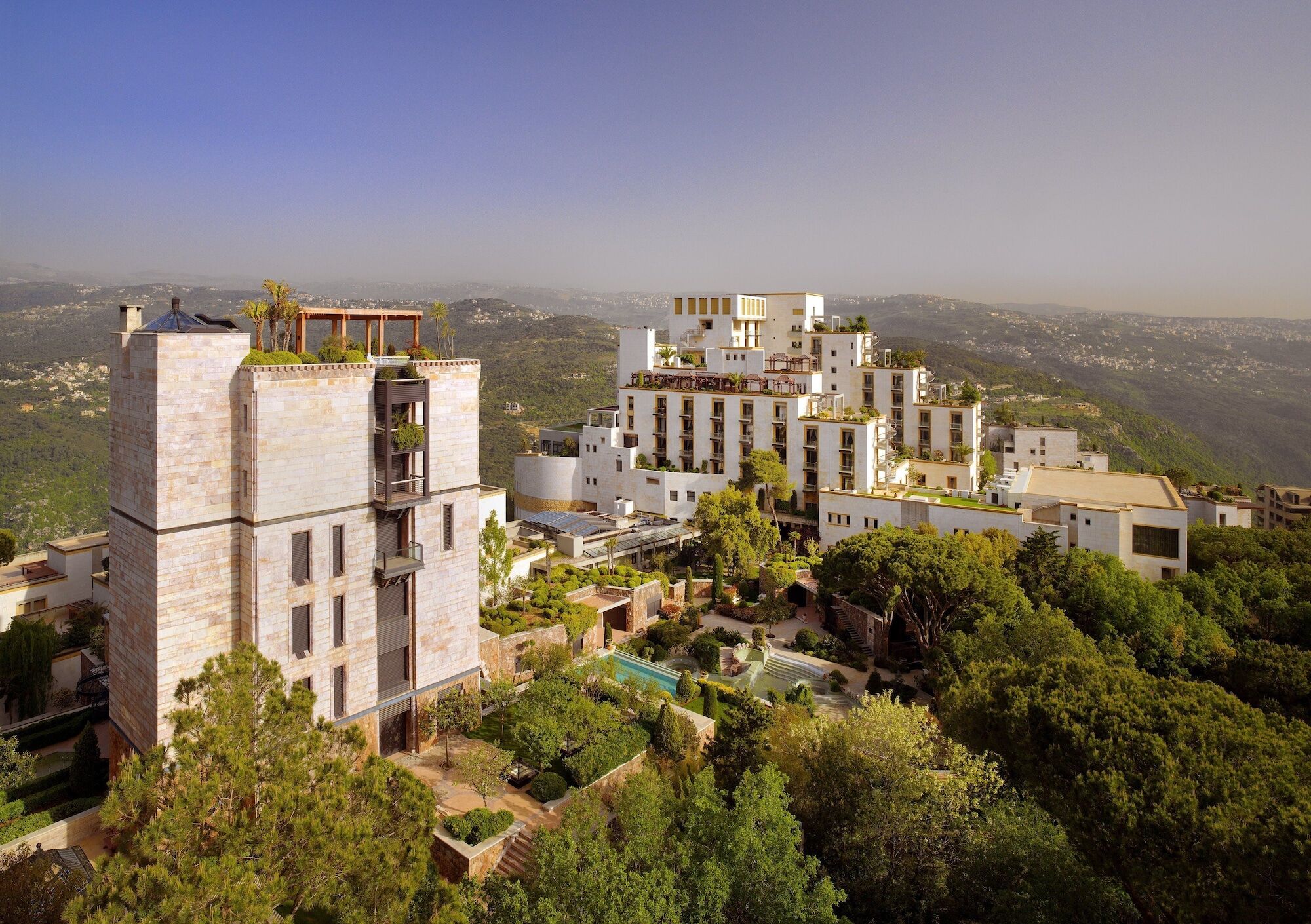 Grand Hills Hotel & Spa Brummana Bagian luar foto
