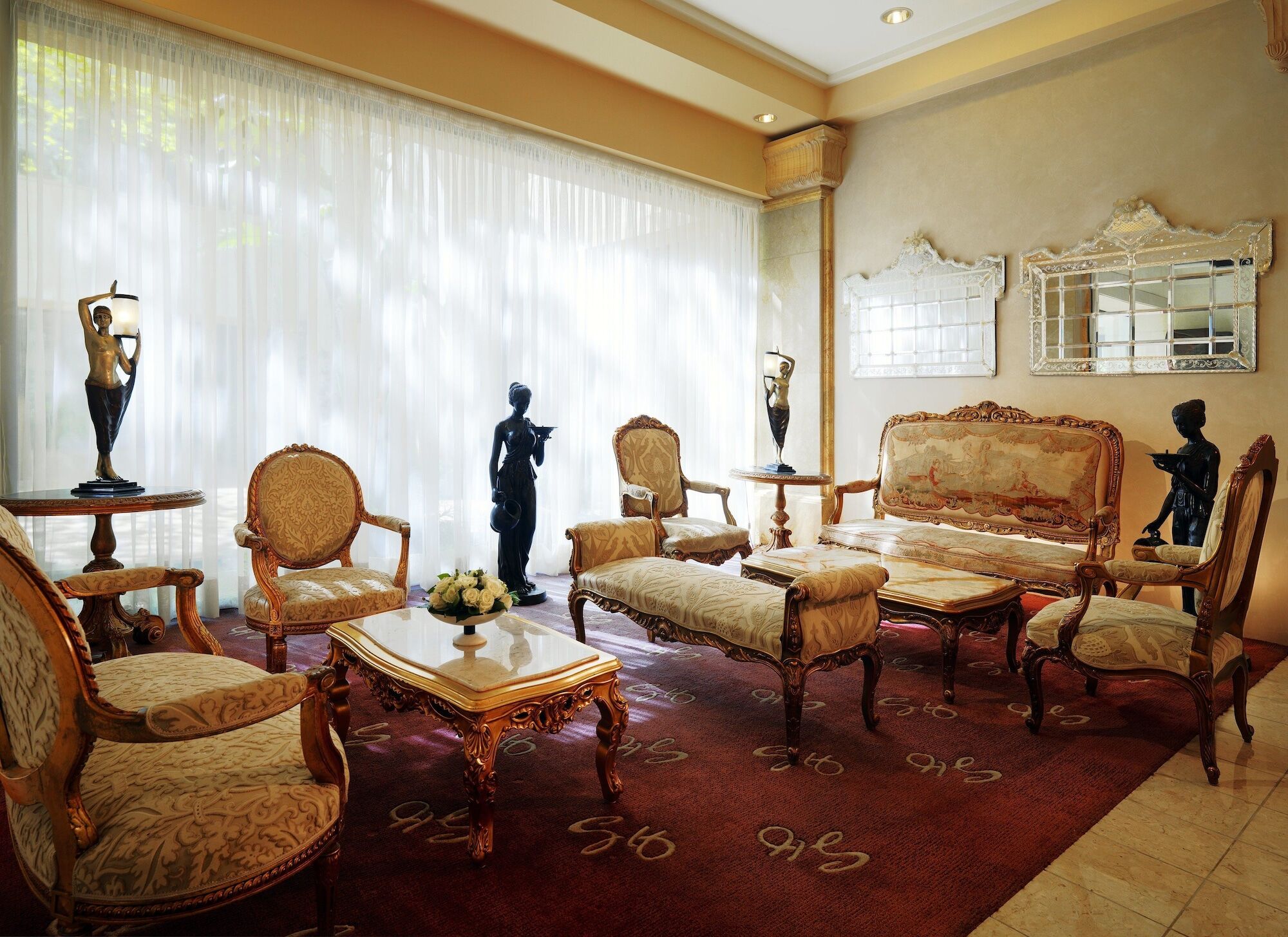 Grand Hills Hotel & Spa Brummana Bagian luar foto